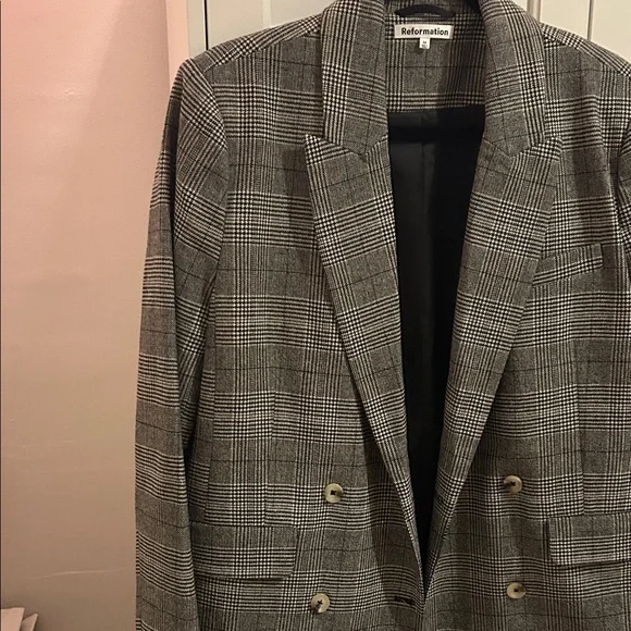 EUC Reformation Winston Relaxed Blazer // Size M - Picture 2 of 6